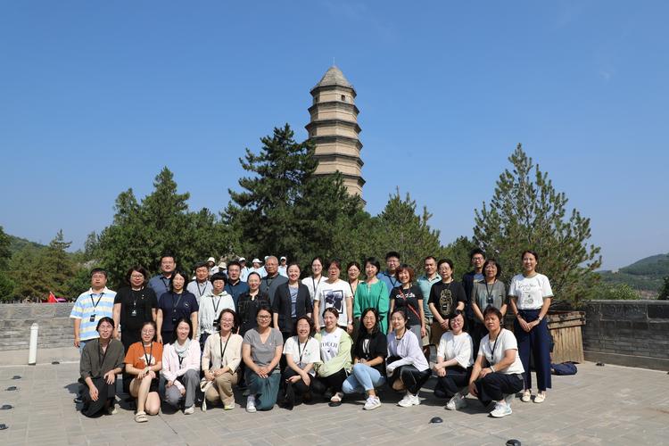 教育学部党委,计算机科学与技术学院党委在延安举办党史党纪专题培训