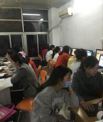 南京建站培训与计算机培训 如何选择适合你的起航之路